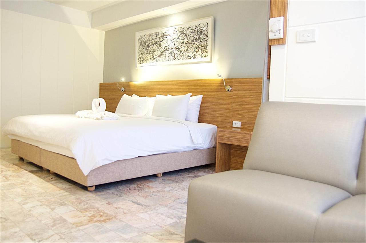 Jolly Suites & Spa Thapra กรุงเทพมหานคร ภายนอก รูปภาพ